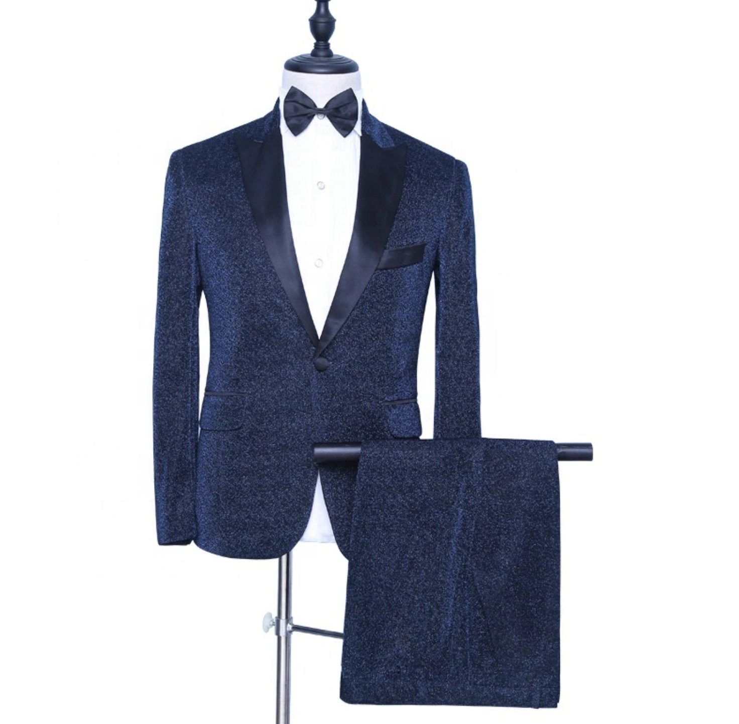 Traje brillante de novio para boda: Elegancia nocturna en dos piezas. ¡Tu fiesta, tu estilo!
